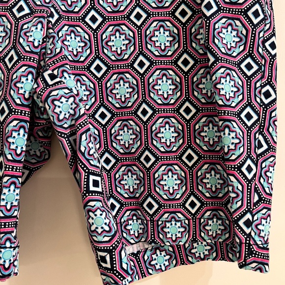 Darling Crown and Ivy  patterned shorts 8p - Picture 2 of 9